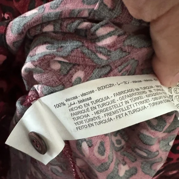 Zara women’s top NWOT animal print size large - Picture 11 of 16